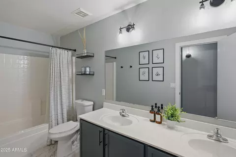 Bath - 5758 E Jaeger St, Mesa, AZ 85205 photo 1 of 3