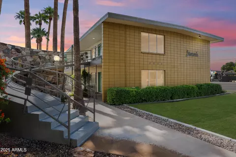 6805 E 2nd St #7, Scottsdale, AZ 85251