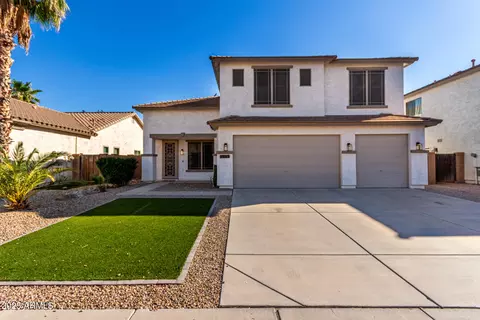 1091 E Magnum Rd, San Tan Valley, AZ 85140