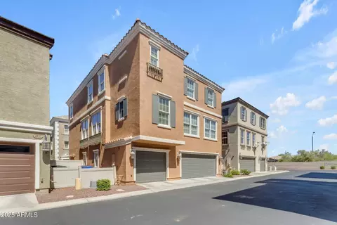 2628 S Alpine Dr, Gilbert, AZ 85295 photo 4