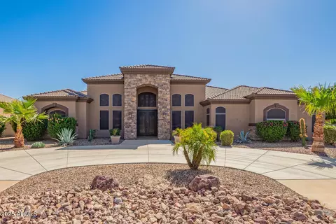 17943 W Solano Dr, Litchfield Park, AZ 85340