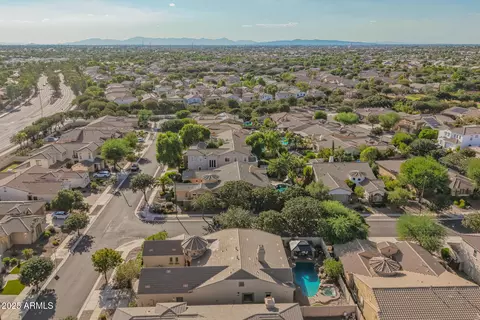 View/Area - 4352 E Santa Fe Ct, Gilbert, AZ 85297 photo 4 of 7