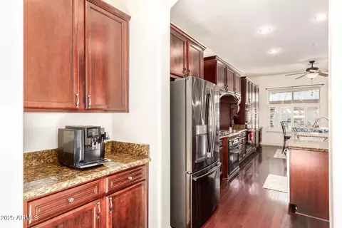 Kitchen - 4352 E Santa Fe Ct, Gilbert, AZ 85297 photo 3 of 3