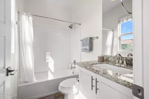 4646 E Daley Ln, Phoenix, AZ 85050 photo 21