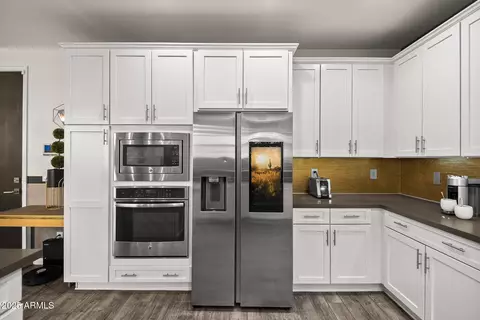 4646 E Daley Ln, Phoenix, AZ 85050 photo 6