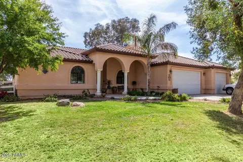 18707 W Elm St, Litchfield Park, AZ 85340