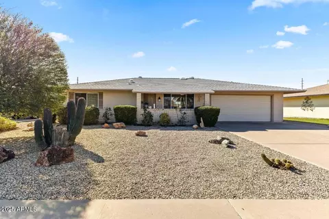 10013 W Augusta Dr, Sun City, AZ 85351