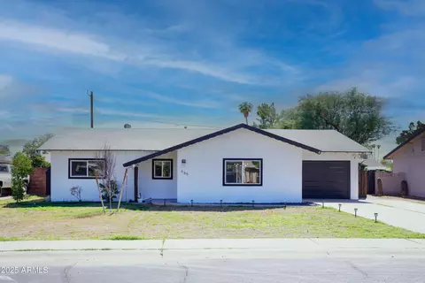 685 W Shannon St, Chandler, AZ 85225