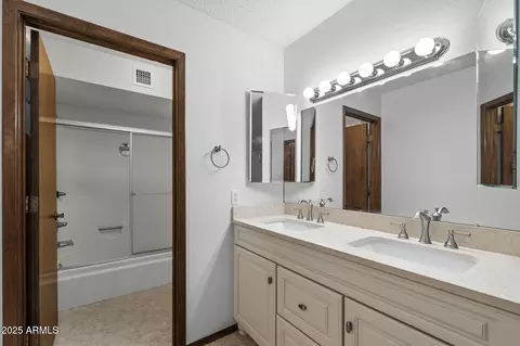 Bath - 929 Leisure World --, Mesa, AZ 85206 photo 1 of 3