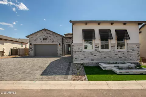 5817 E Sanford St, Mesa, AZ 85215