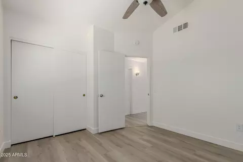 Bedroom - 3038 W Irma Ln, Phoenix, AZ 85027 photo 4 of 5