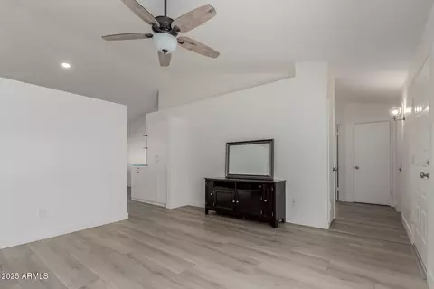 Living - 3038 W Irma Ln, Phoenix, AZ 85027 photo 2 of 3