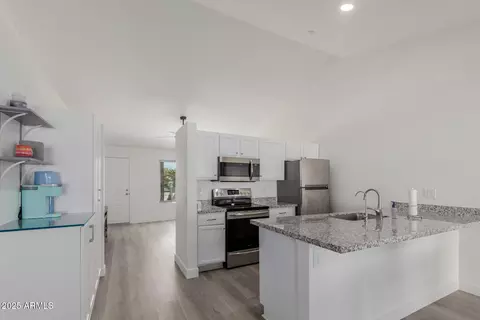 Kitchen - 3038 W Irma Ln, Phoenix, AZ 85027 photo 3 of 3