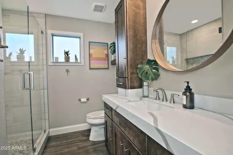 Bath - 1088 S Roca St, Gilbert, AZ 85296 photo 4 of 5