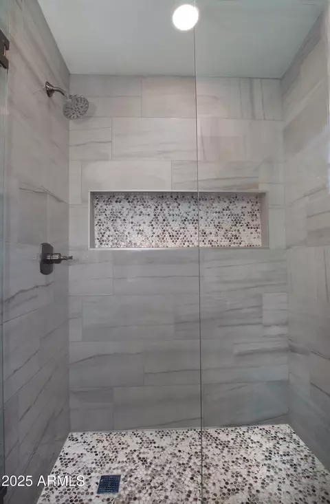 Bath - 1088 S Roca St, Gilbert, AZ 85296 photo 5 of 5