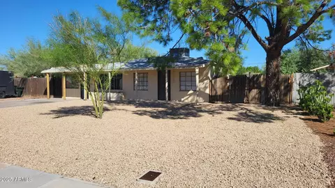 2326 E Paradise Ln, Phoenix, AZ 85022