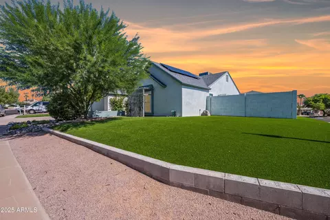9865 S 46th St, Phoenix, AZ 85044 photo 3