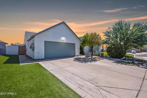 9865 S 46th St, Phoenix, AZ 85044 photo 2