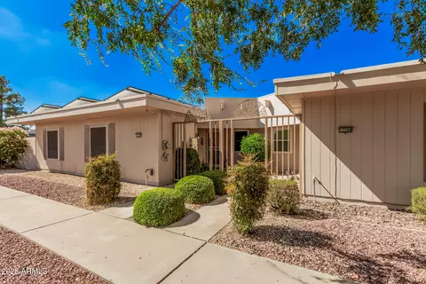 17266 N 105th Ave, Sun City, AZ 85373