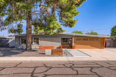 3710 E Paradise Dr, Phoenix, AZ 85028