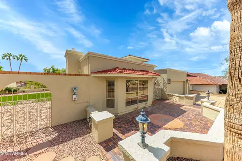 2237 E Captain Dreyfus Ave, Phoenix, AZ 85022 photo 4