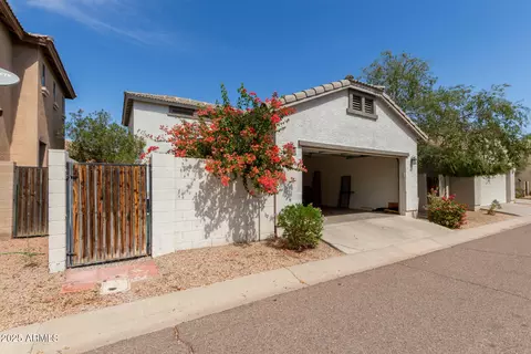 Exterior - 1910 Emily Ln, Gilbert, AZ 85295 photo 5 of 7