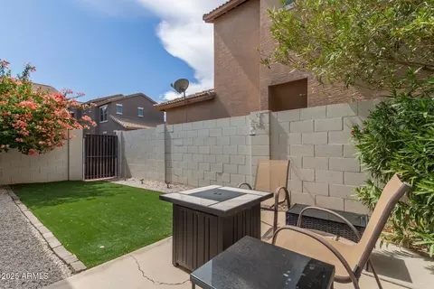 Exterior - 1910 Emily Ln, Gilbert, AZ 85295 photo 7 of 7