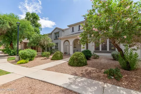 Exterior - 1910 Emily Ln, Gilbert, AZ 85295 photo 3 of 7