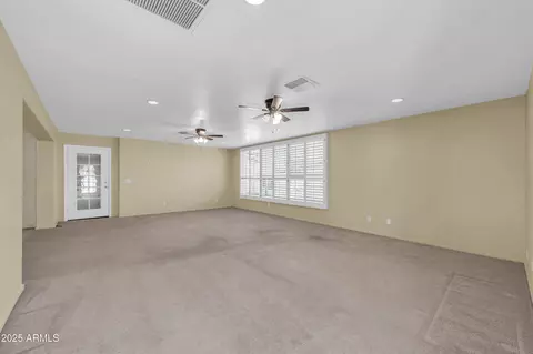 Living - 4507 N 38th St, Phoenix, AZ 85018 photo 1 of 6