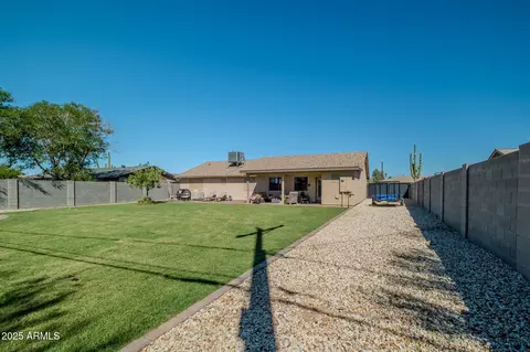 Exterior - 841 E Granada Ave, Apache Junction, AZ 85119 photo 8 of 9
