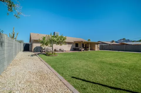 Exterior - 841 E Granada Ave, Apache Junction, AZ 85119 photo 9 of 9