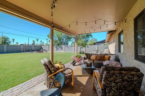 Exterior - 841 E Granada Ave, Apache Junction, AZ 85119 photo 4 of 9