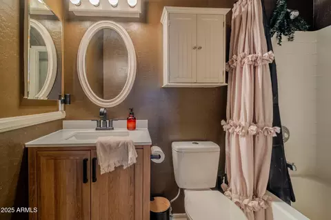Bath - 841 E Granada Ave, Apache Junction, AZ 85119 photo 2 of 2