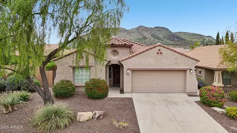 5237 W Redbird Rd, Phoenix, AZ 85083