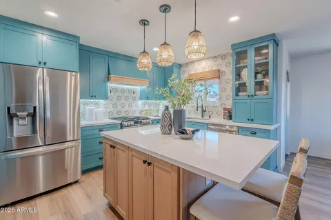 Kitchen - 1133 E Fairmont Dr, Tempe, AZ 85282 photo 3 of 6