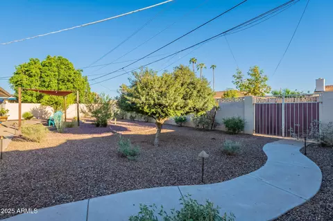 Exterior - 1133 E Fairmont Dr, Tempe, AZ 85282 photo 6 of 14