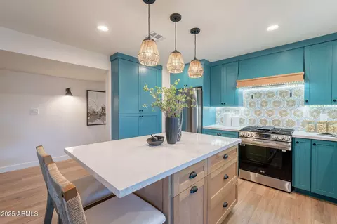 Kitchen - 1133 E Fairmont Dr, Tempe, AZ 85282 photo 1 of 6