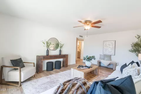 Living - 1133 E Fairmont Dr, Tempe, AZ 85282 photo 4 of 5