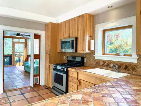 Kitchen - 11 Spring Cyn, Bisbee, AZ 85603 photo 4 of 4