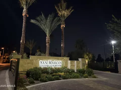 389 W Fairway Pl, Chandler, AZ 85225