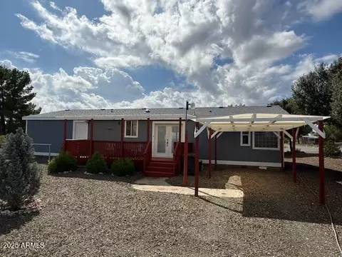 20720 E Larry Lane Ln, Mayer, AZ 86333
