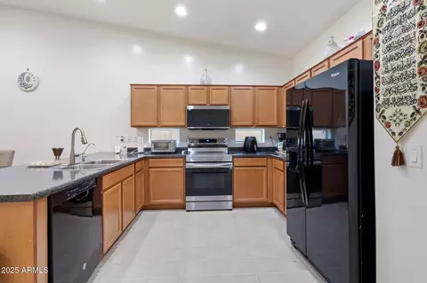 3927 E Blue Spruce Ln, Gilbert, AZ 85298 photo 8