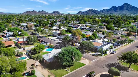 View/Area - 846 E Ocotillo Rd, Phoenix, AZ 85014 photo 1 of 6