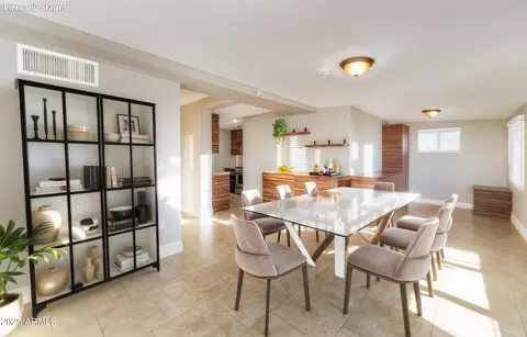 Dining - 846 E Ocotillo Rd, Phoenix, AZ 85014 photo 1 of 1