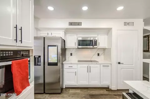 Kitchen - 17009 S 30th Way, Phoenix, AZ 85048 photo 3 of 3
