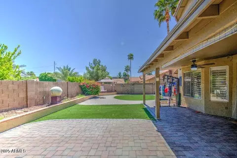 Exterior - 17009 S 30th Way, Phoenix, AZ 85048 photo 3 of 4