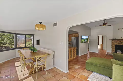 Dining - 511 N Hemlock Cir, Payson, AZ 85541 photo 2 of 2