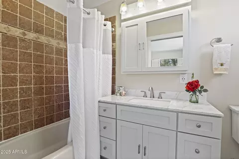 Bath - 511 N Hemlock Cir, Payson, AZ 85541 photo 1 of 2
