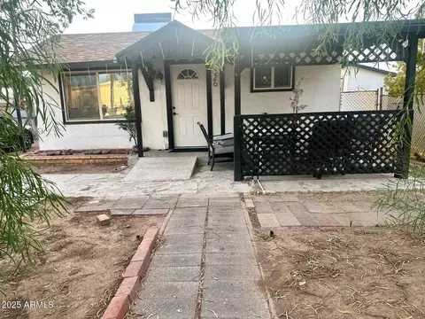 326 N 39th Dr N, Phoenix, AZ 85009