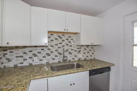 Other - 4718 N 9th St, Phoenix, AZ 85014 photo 3 of 10